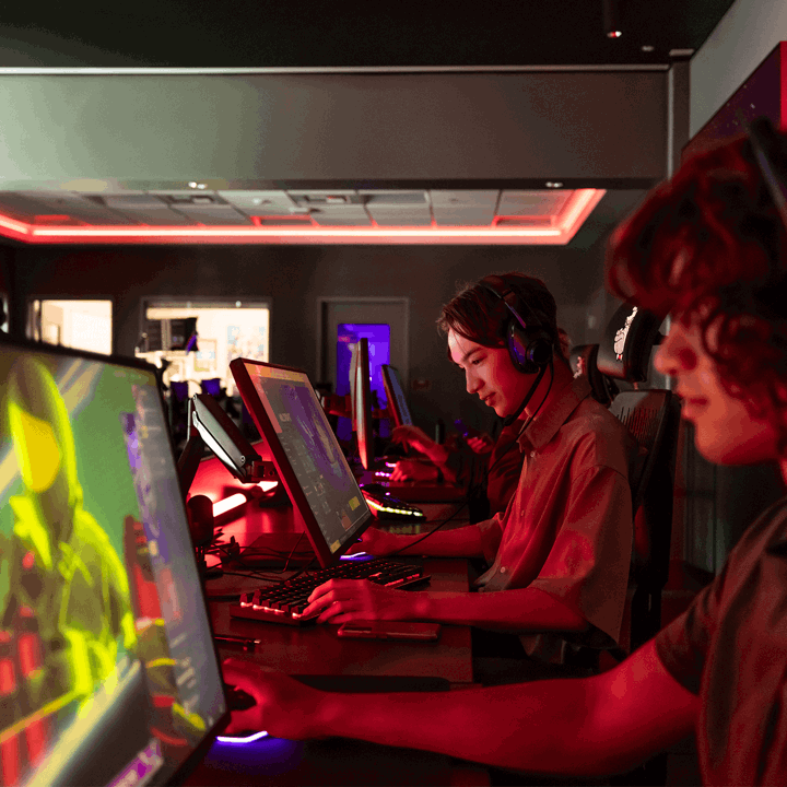 A group of Esports student team members playing a team match. A group of Esports student team members playing a team match.