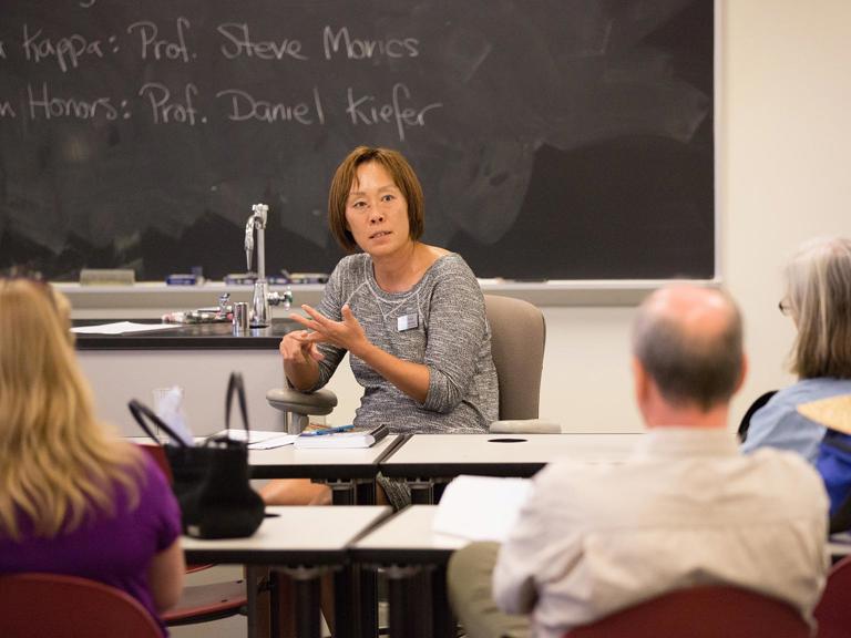 Image card - Professor teaching in classroom