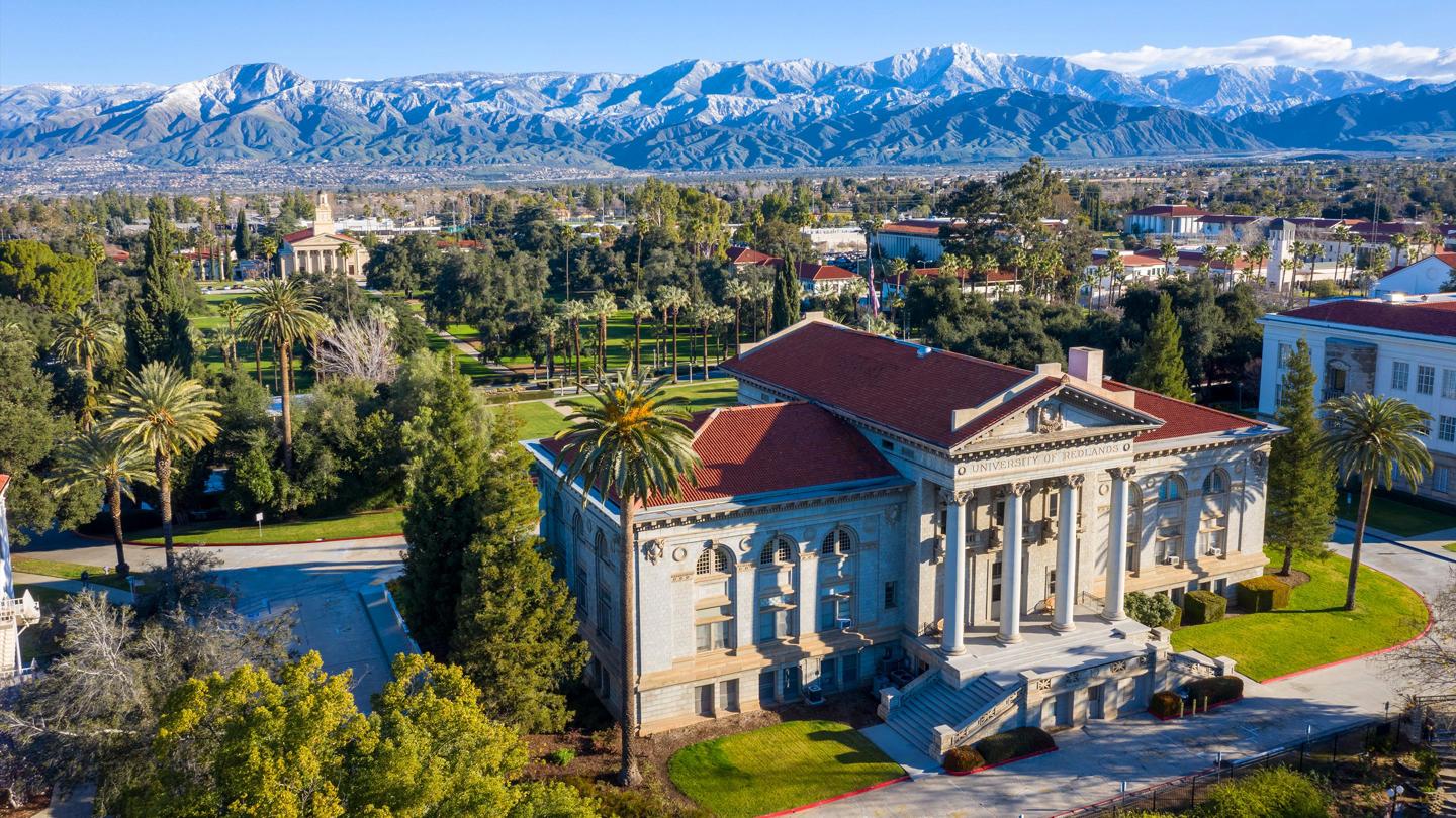 Image of the city of Redlands with shot of Administration Building on bottom right.